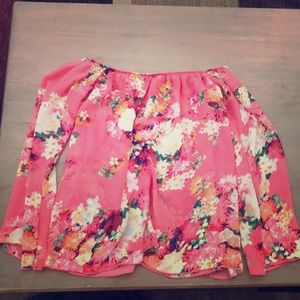 Ambiance floral off the shoulder top